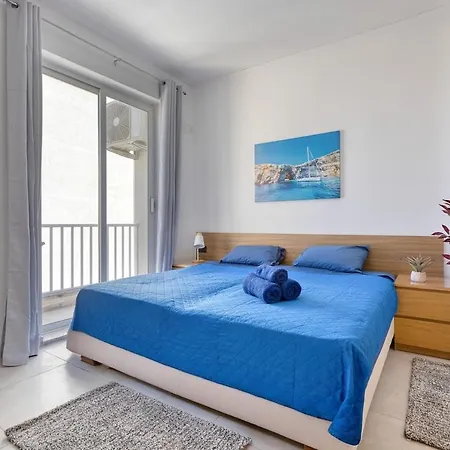 Penthouse 2br Peaceful Balcony Апартаменты *