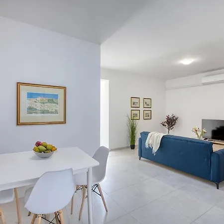 Апартаменты Penthouse 2br Peaceful Balcony